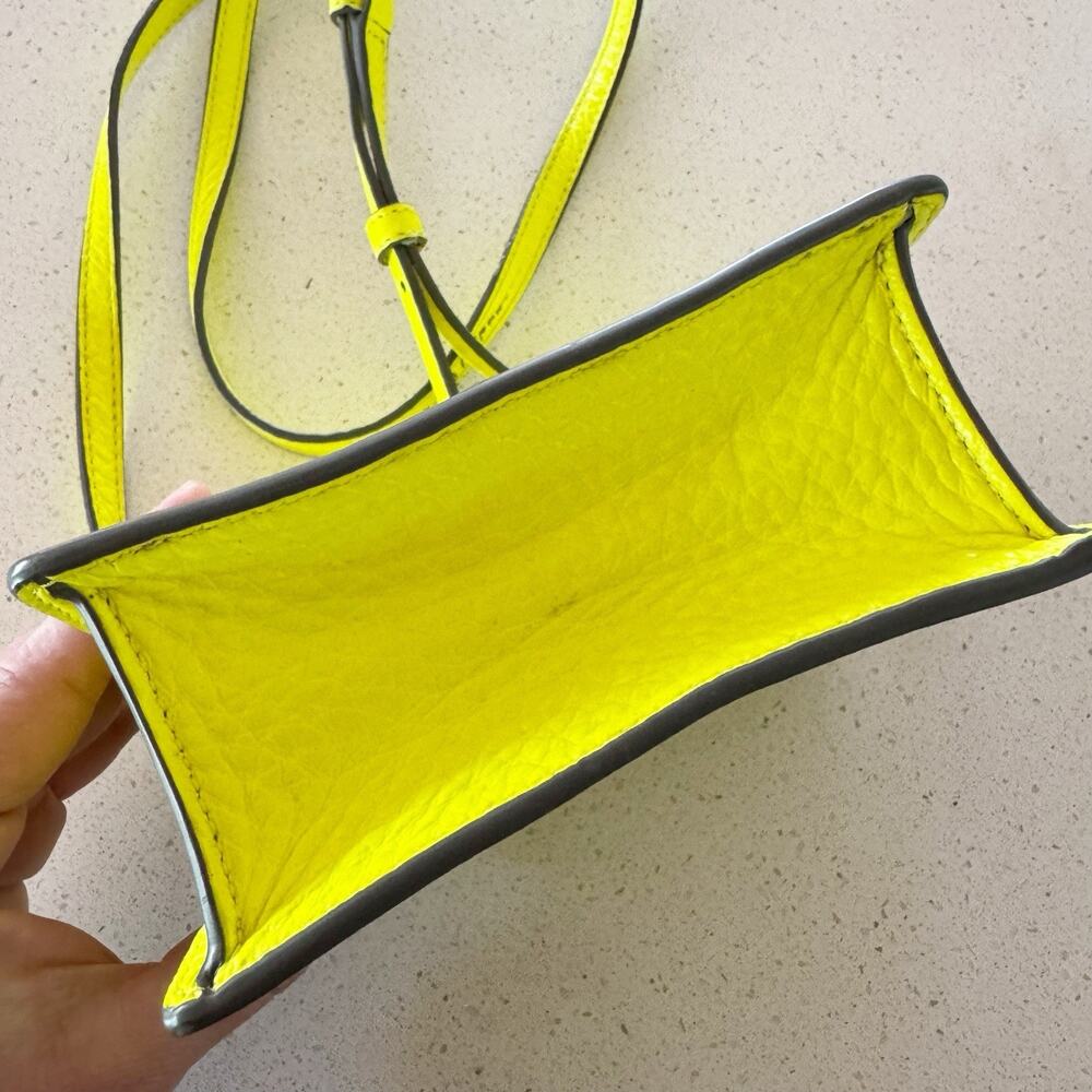 Marc Jacobs Women's Top Schooly Jax Mini‎ Bag Safety Yellow - Picture 4 of 11